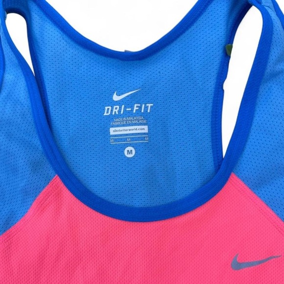 Nike Dri-FIT Tank
Size M | Colorblock | Athletic Fit - Picture 2 of 4